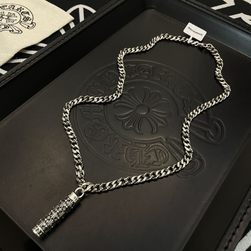 Ch*0me He**ts necklaces